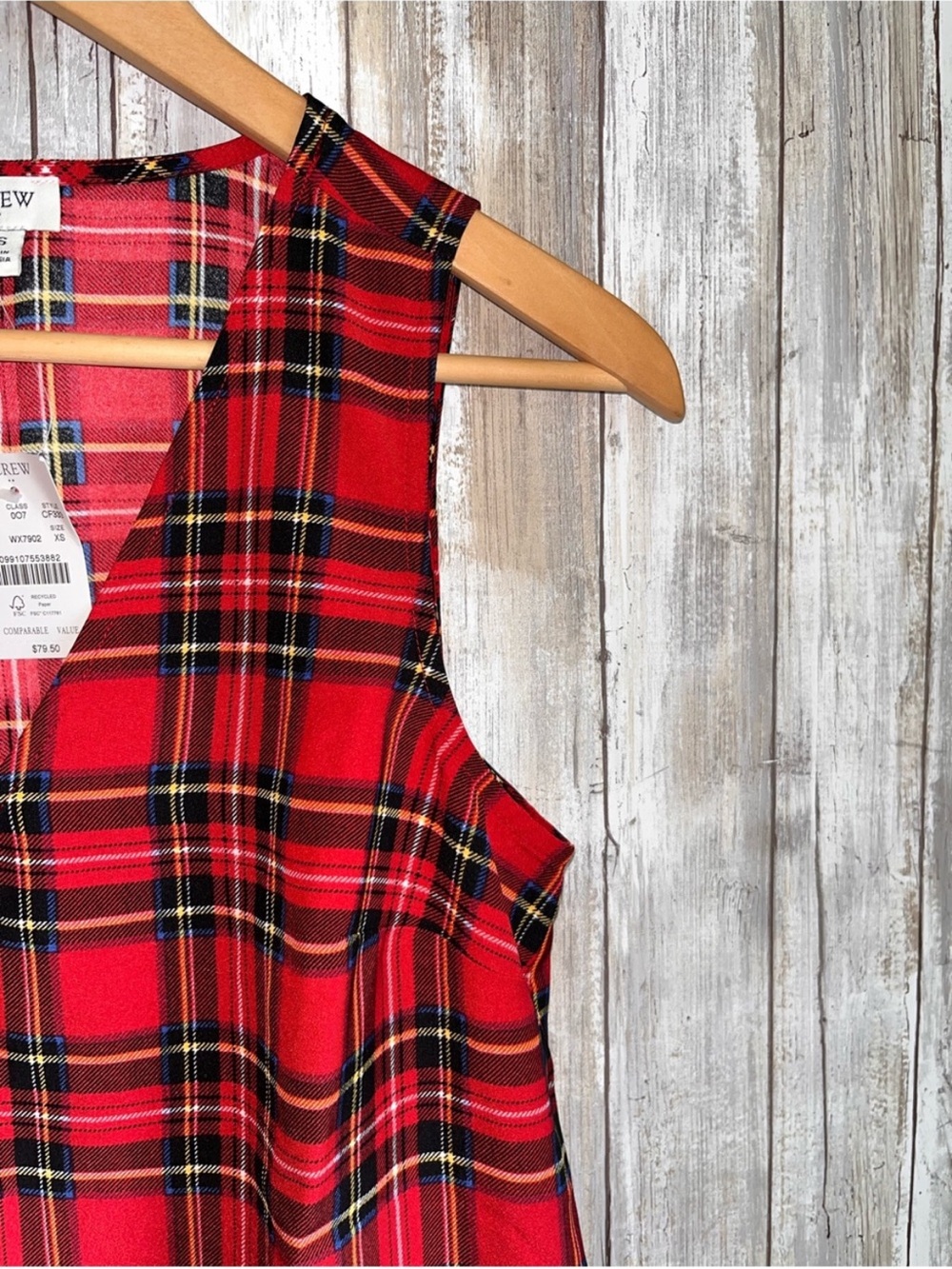 J.Crew NWT Red Tartan Plaid Sleeveless V-Neck Blouse Top XS Holiday - Picture 3 of 5